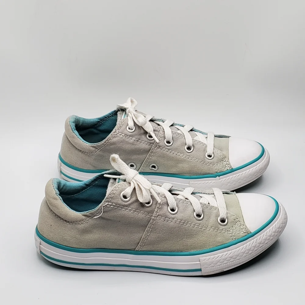 Converse allstar skater sneakers size 3